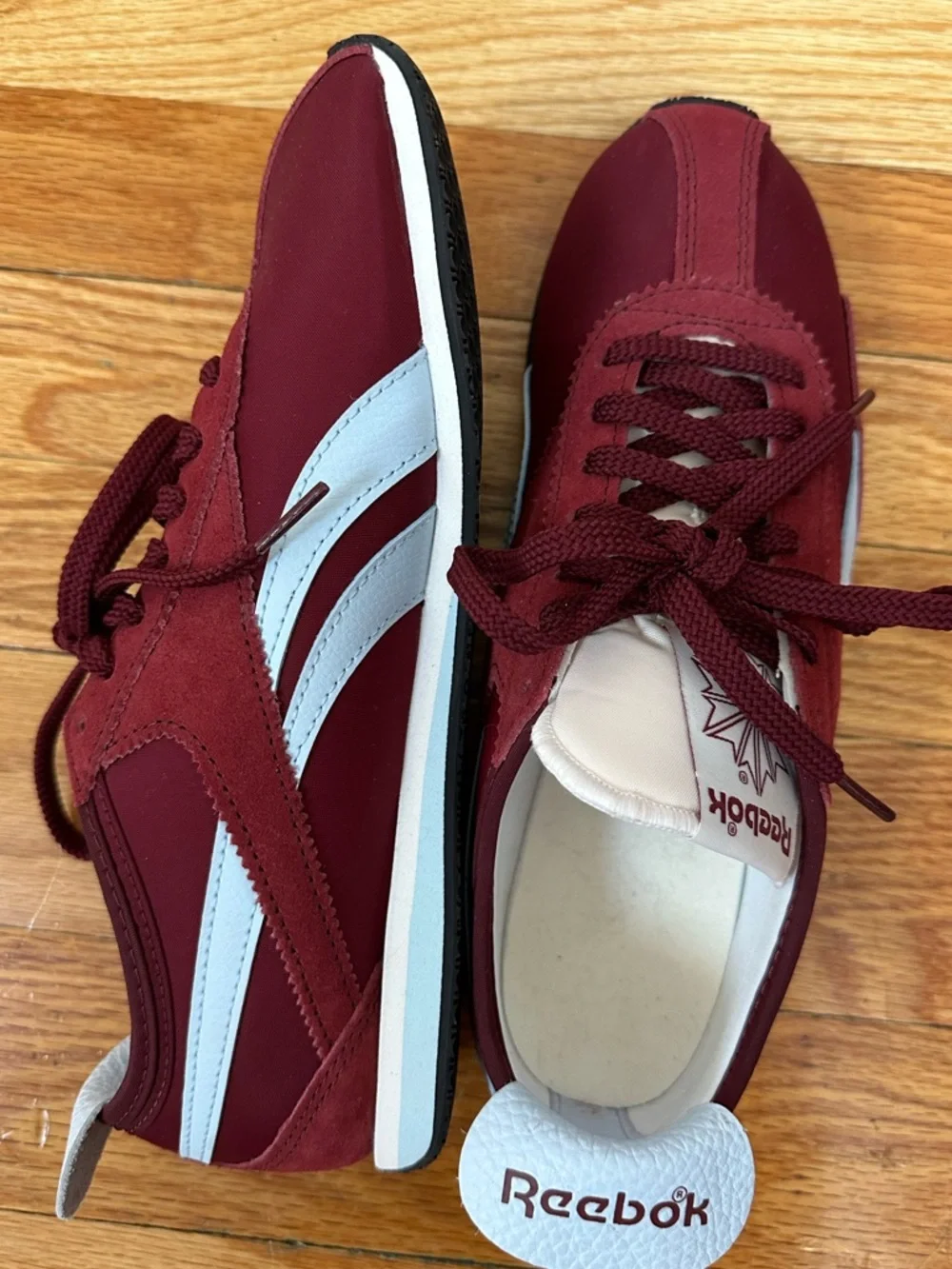 REEBOK R400 SHOES - Picture 3 of 7